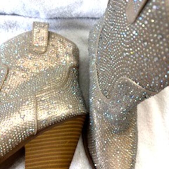 2nd pair: Forever brand "River" heeled ankle boots in sparkle finish NWOT Size 8 - Picture 9 of 9